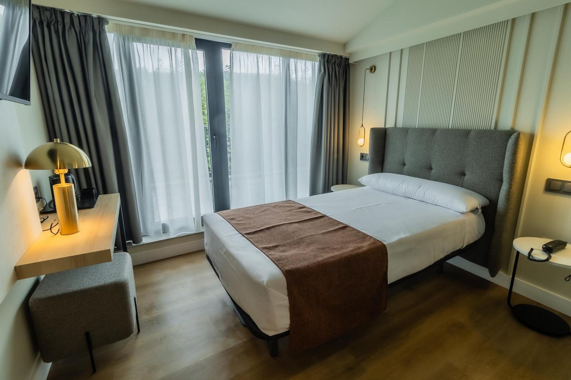 Hotel Corona De Padrón Esterno foto